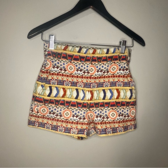 MZara patterned shorts - Picture 1 of 15
